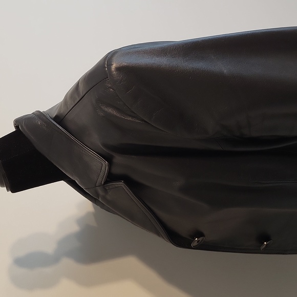 COPY - Danier Ladies Black Leather Jacket, buttons down the front, 2 pockets. - Picture 10 of 14